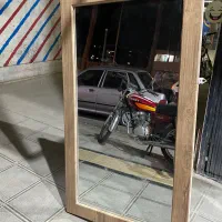 ایینه دیواری