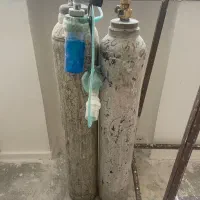 دوعدد کپسول اکسیژن