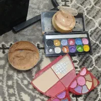 ارایش|آرایشگاه و سالن‌های زیبایی|کرخه, |دیوار