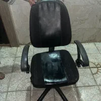 صندلی چرخ دار در حد نو