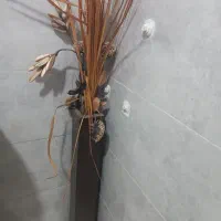 گلدان چوبی کنارسالنی