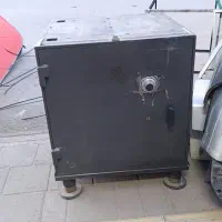 گاوصندوق تجاری