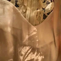 لباس شب|لباس|مشهد, ابوذر|دیوار