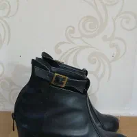 کفش پاشنه دار