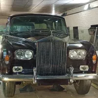 جذب خودروی سواری مدل بالا با راننده