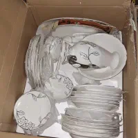 ظروف چینی ۱۰۰ اصل سلطنتی