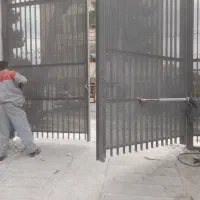 تعمیر تخصصی جک پارکینگ درب شیشه ای اتوماتیک و برقی|خدمات پیشه و مهارت|کرج, عظیمیه|دیوار