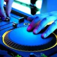 دی جی خانم برای تالار