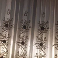 پرده پذیرایی به همراه کتیبه