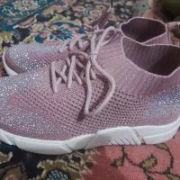 یک جفت کفش نو|کیف، کفش، کمربند|یاسوج, |دیوار