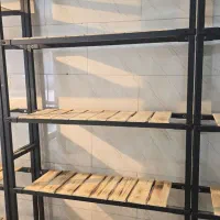 ویترین مغازه یک ونیم متری و یک متری و قفسه چوبی|فروشگاه و مغازه|مشهد, رده|دیوار