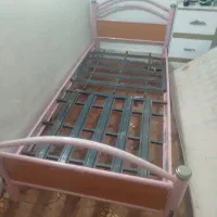 با سلام  تخت خواب یک نفر  بدونه دوشک فروشی|تشک تختخواب|اندیمشک, |دیوار