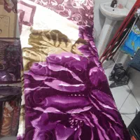 پتو دونفره شادیلون سایز 240×220 گلبرجسته|رختخواب، بالش، پتو|قرچک, |دیوار