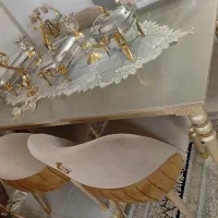 میز ناهارخوری نو تمیز و سالم