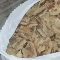 نان خشک حدود یک تن