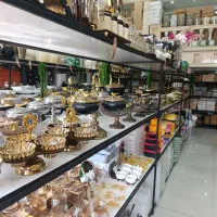 استخدام فروشنده خانم