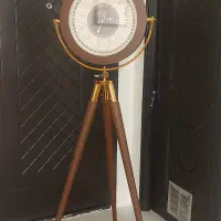 ساعت پایه دار