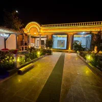 اجاره روزانه باغ ویلا استخر سرپوشیده|اجارهٔ کوتاه‌مدت ویلا و باغ|فردیس, قریشی|دیوار