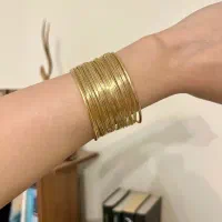 دستبند و گردنبند طرح طلا رنگ ثابت