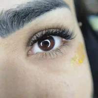 کاشت و اکستنشن مژه و لیفت ابرو و آموزش ۳۰٪ تخفیف