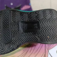 کفش کتانی خارجی|کیف، کفش، کمربند|الوند, |دیوار