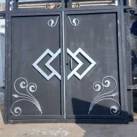 درب های سنگین ماشین رو