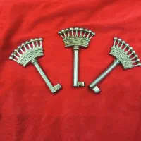 تعداد زیادی کلید قدیمی