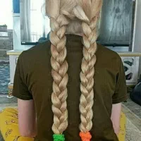 خریدار موهای خام و رنگی