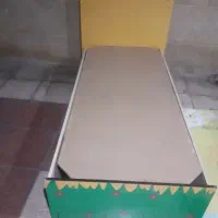یک عدد تخت خواب کودک ارض ۸۰ وتول ۱۸۰ میباشد