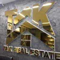 شقایق-غربی-تاپ-لوکیشن-منطقه-روبه-نما