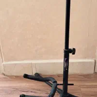 پایه گیتار  اکبند و کیس برزنتی گیتار در حد