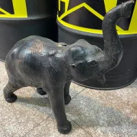 دکوری مجسمه فیل چرمی