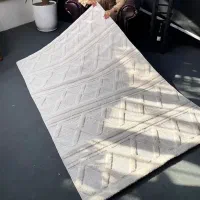 فرش پینترس زمینه کرم صدفی مینیمال