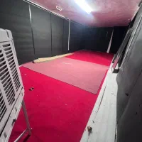 موکت قرمز تمیز