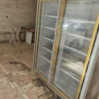 یک عدد frzer دو درب اکبند زیر فی