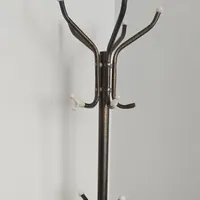 چوب لباسی پایه دار سنگی