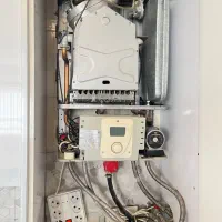 پکیج دیواری لورچ