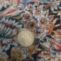 تعدادی سکه خارجی