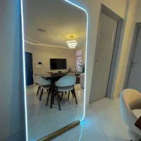 آینه قدی رینگ لایتی شیک و مدرن
