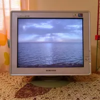 مانیتور ۱۷ اینچ CRT سامسونگ