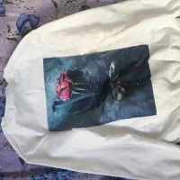 تعدادی لباس دورس و یک عدد شلوار جاگر|لباس|قم, قلعه کامکار|دیوار