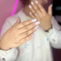 .ارائه خدمات ناخن آف تا آخرماه.