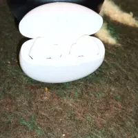 هنذفری بلوتوثی سفید سالمه ولی آبی ۱عدد کار می کنه|لوازم جانبی موبایل و تبلت|کرمانشاه, |دیوار