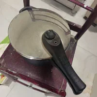 زودپز چدن اصل دسی نی  مارک ایتالیا۵لیتری