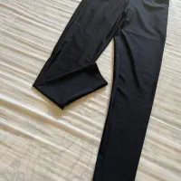 لگ براق ورزشی نو هستش سایز ۳۶ ۳۸