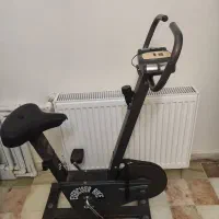 دوچرخه ثابت کارکرده|تجهیزات ورزشی|قم, زنبیل آباد|دیوار