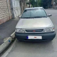 پراید نقره‌ای