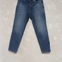 شلوار لی سایز ۴۰. به ۴۲ هم میخوره