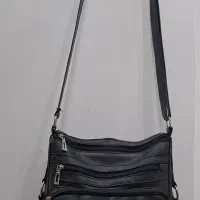 کیف گردنی مشکی