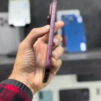 18 Pro بورگاندی رسید / 256GB / ZA / آکبند|موبایل|اصفهان, مفتح|دیوار